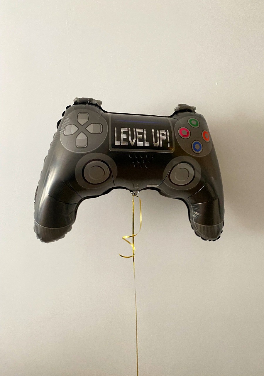 Balon foliowy konsola z napisem LEVEL UP