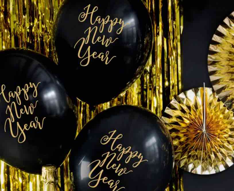Balon lateksowy ze złotym napisem Happy New Year po obu stron balona