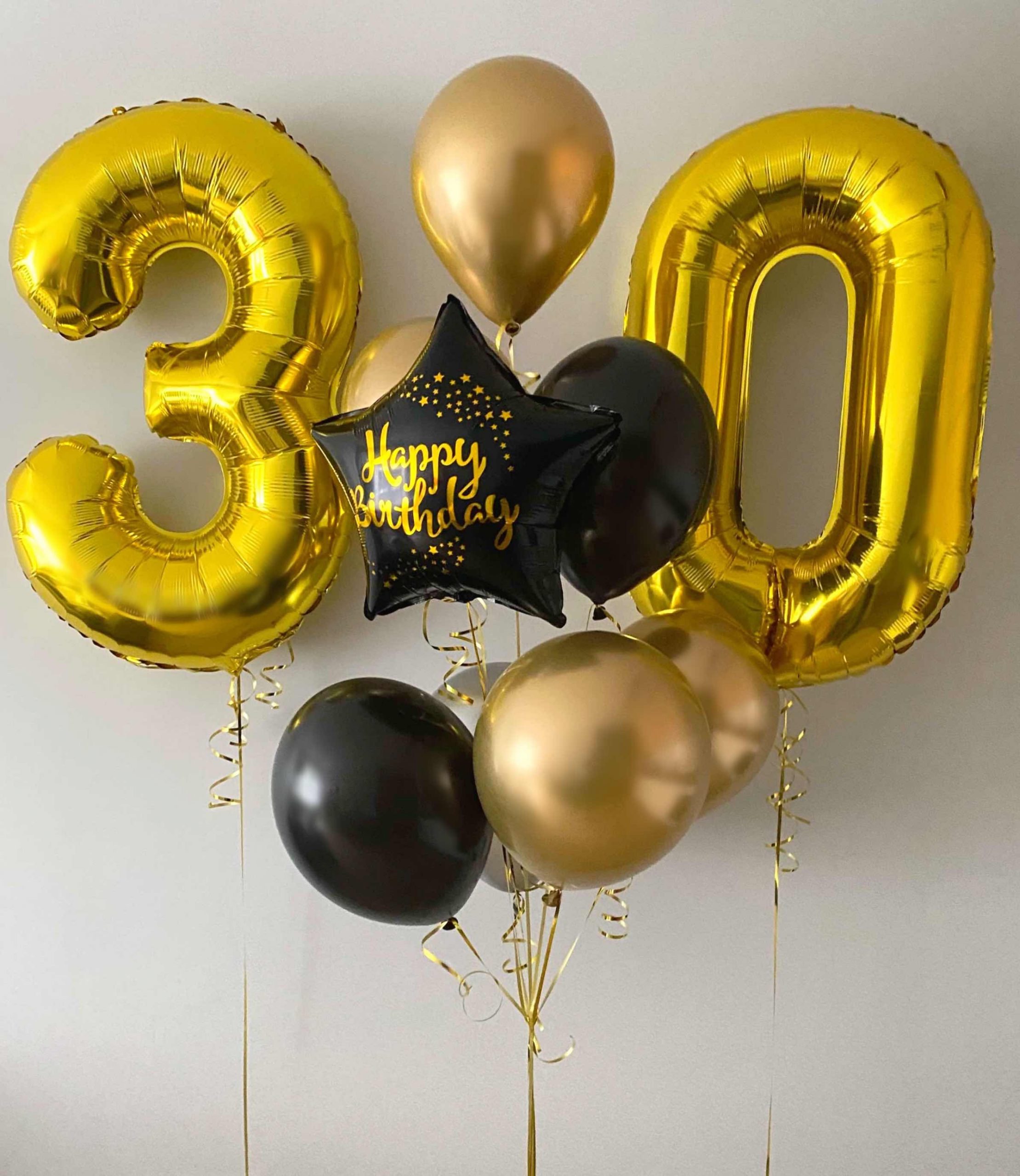 Złoto czarny zestaw balonów z cyfrą 3 i 0