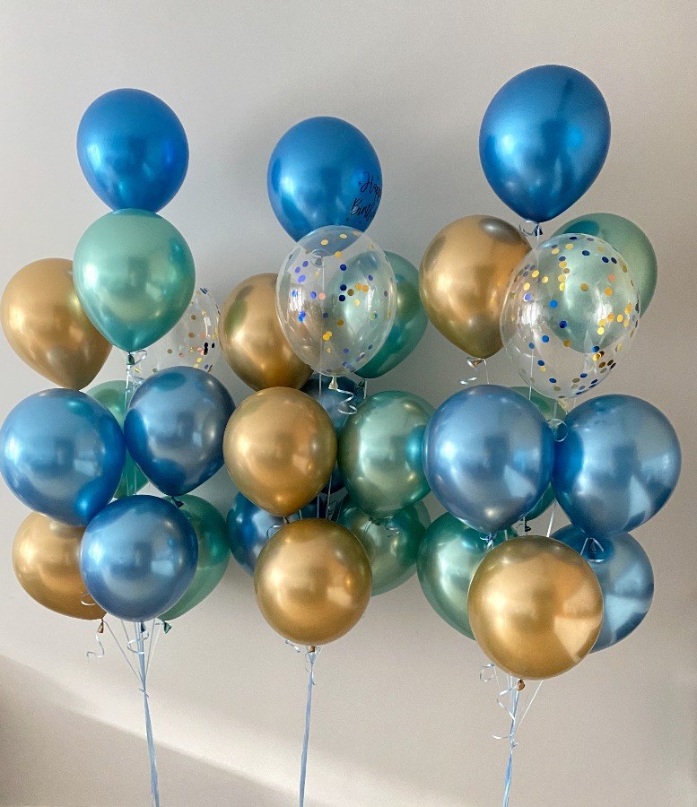 Bukiet balonowy z niebieskich, złotych i zielonych balonów