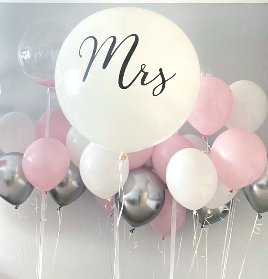 Balon 1 metr z bezpośrednim napisem Mrs z helem