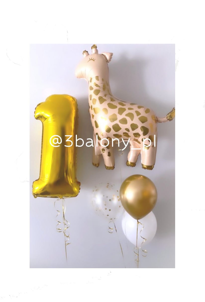 Pierwsze urodziny z balonem w kształcie żyrafy