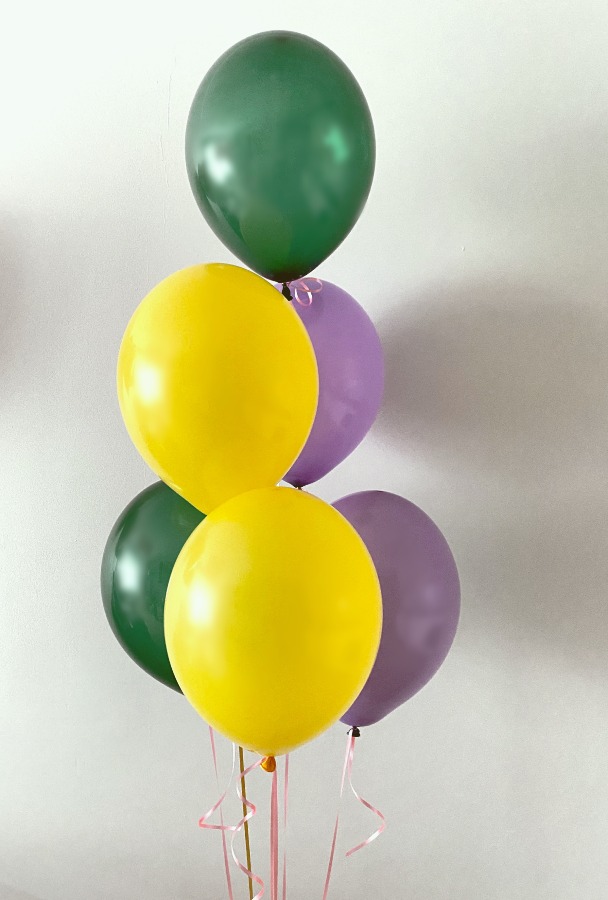 Sześć balonów lateksowych w jednym bukiecie
