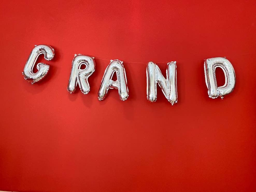 Balon literka 35 cm (do zawieszania) w kolorze srebrnym