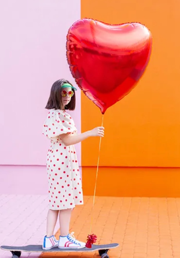 Duży balon foliowy w kształcie serca, rozmiar 87 cm