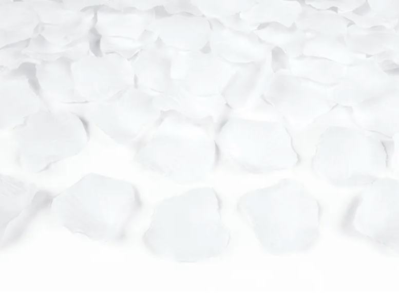 Płatki róż w woreczku w kolorze białym